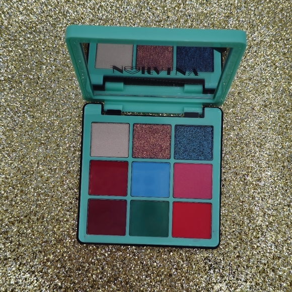 Anastasia Beverly Hills Mini Norvina Pro Pigment Eyeshadow Palette Vol. 3 - Picture 3 of 5